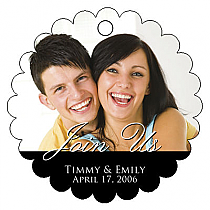 Scalloped Circle Photo Hang Tag With Text