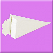 Cone Shaped Favor Boxes white - quilt