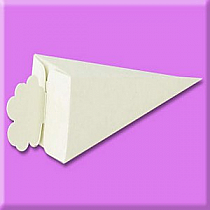 Cone Shaped Favor Boxes cream - pearl