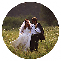 Big Circle Photo  Wedding Labels