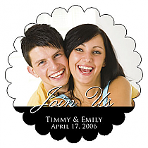 Scalloped Circle Photo Labels With Text